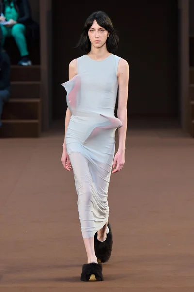 Look 25